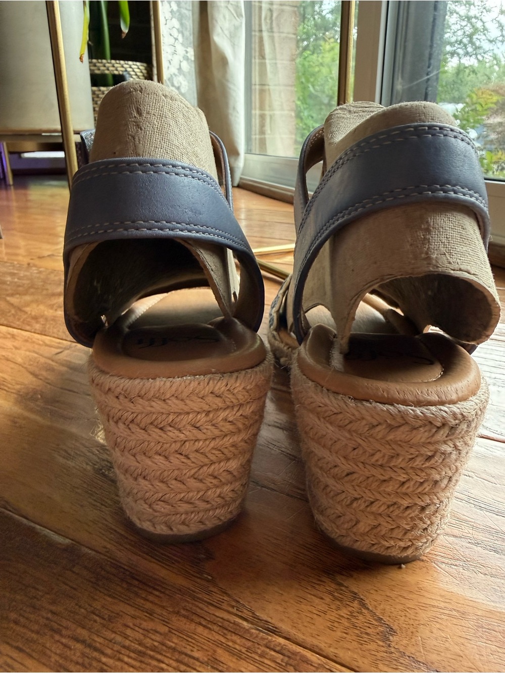Sofft Inez Blue Sandal - Picture 10 of 14